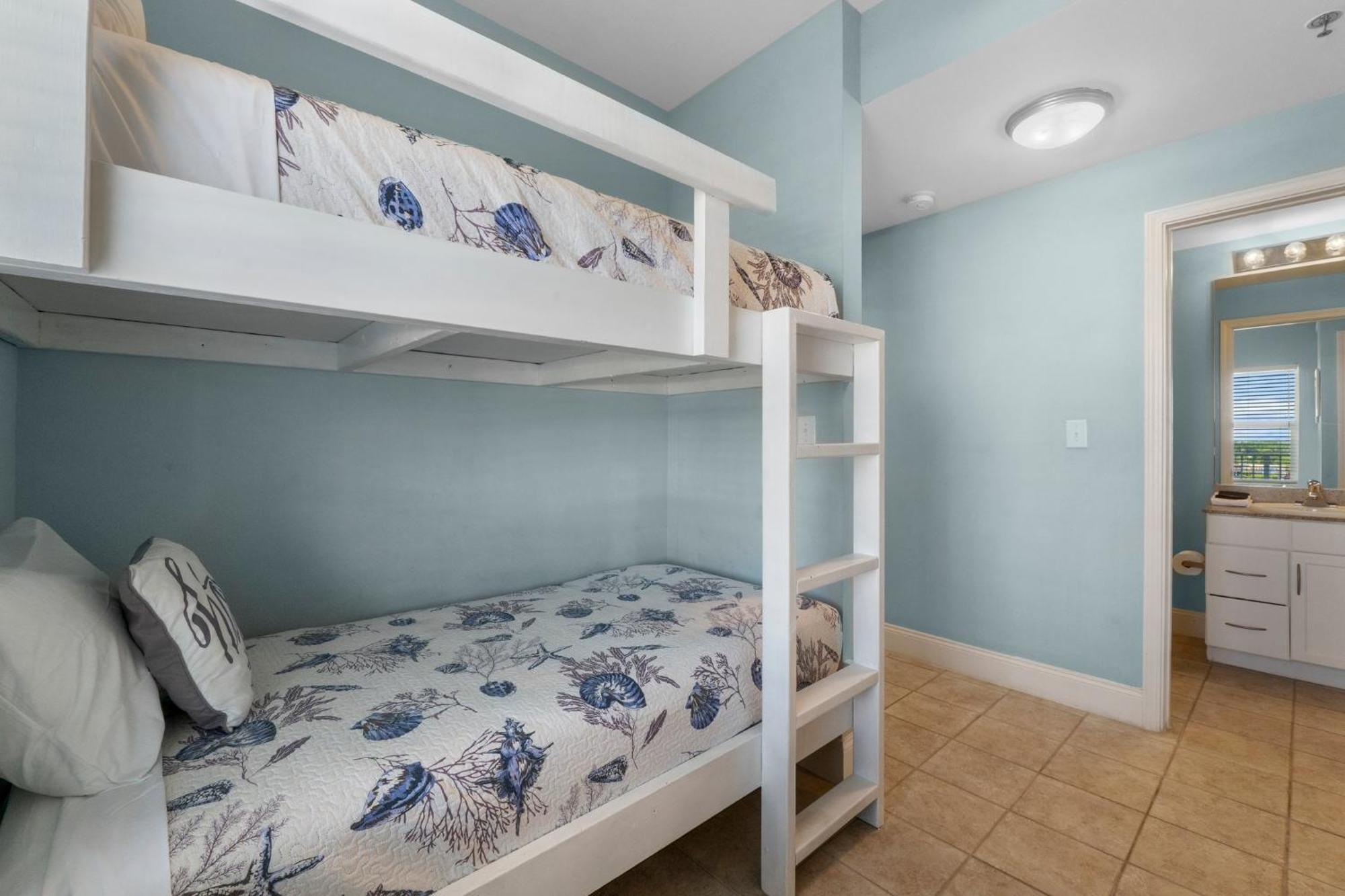 Keep It Beachy At Laketown Wharf #611 By Nautical Properties Vacation Rentals Panama City Beach Dış mekan fotoğraf