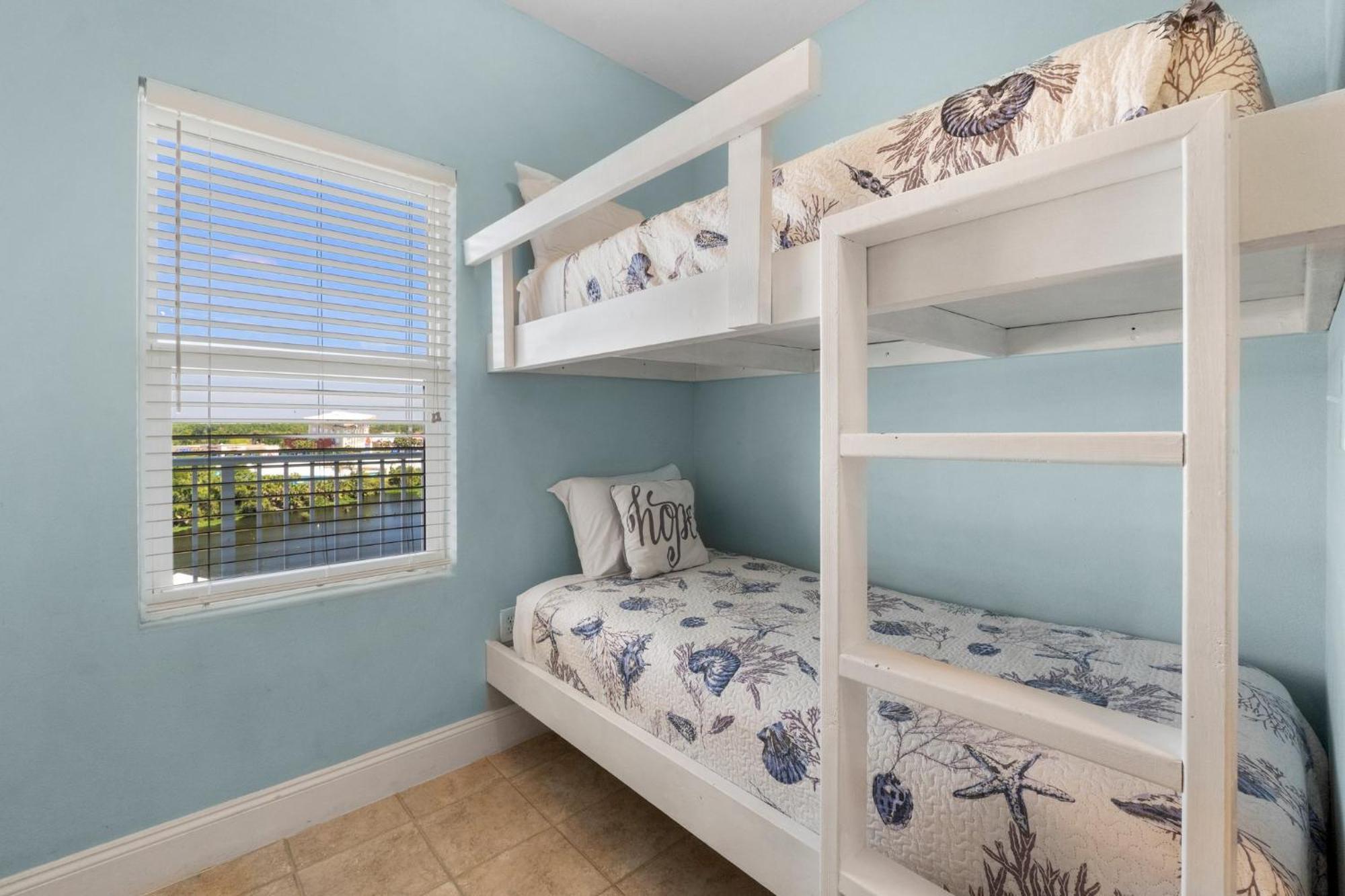 Keep It Beachy At Laketown Wharf #611 By Nautical Properties Vacation Rentals Panama City Beach Dış mekan fotoğraf